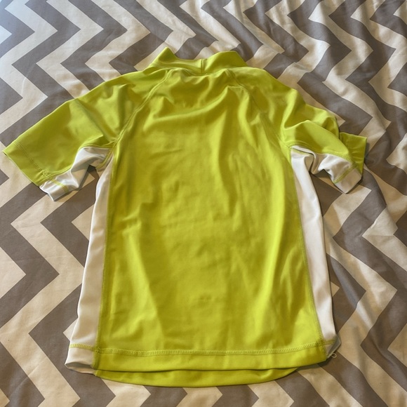 Short Sleeve Rash Guard- Spring Green - Picture 6 of 6